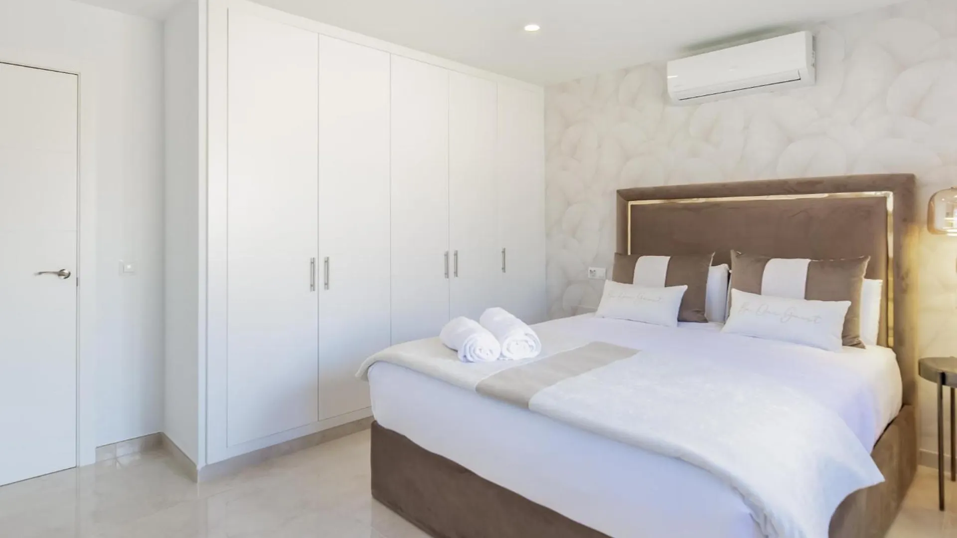 Hanami Villa La Palma Estepona 0*,