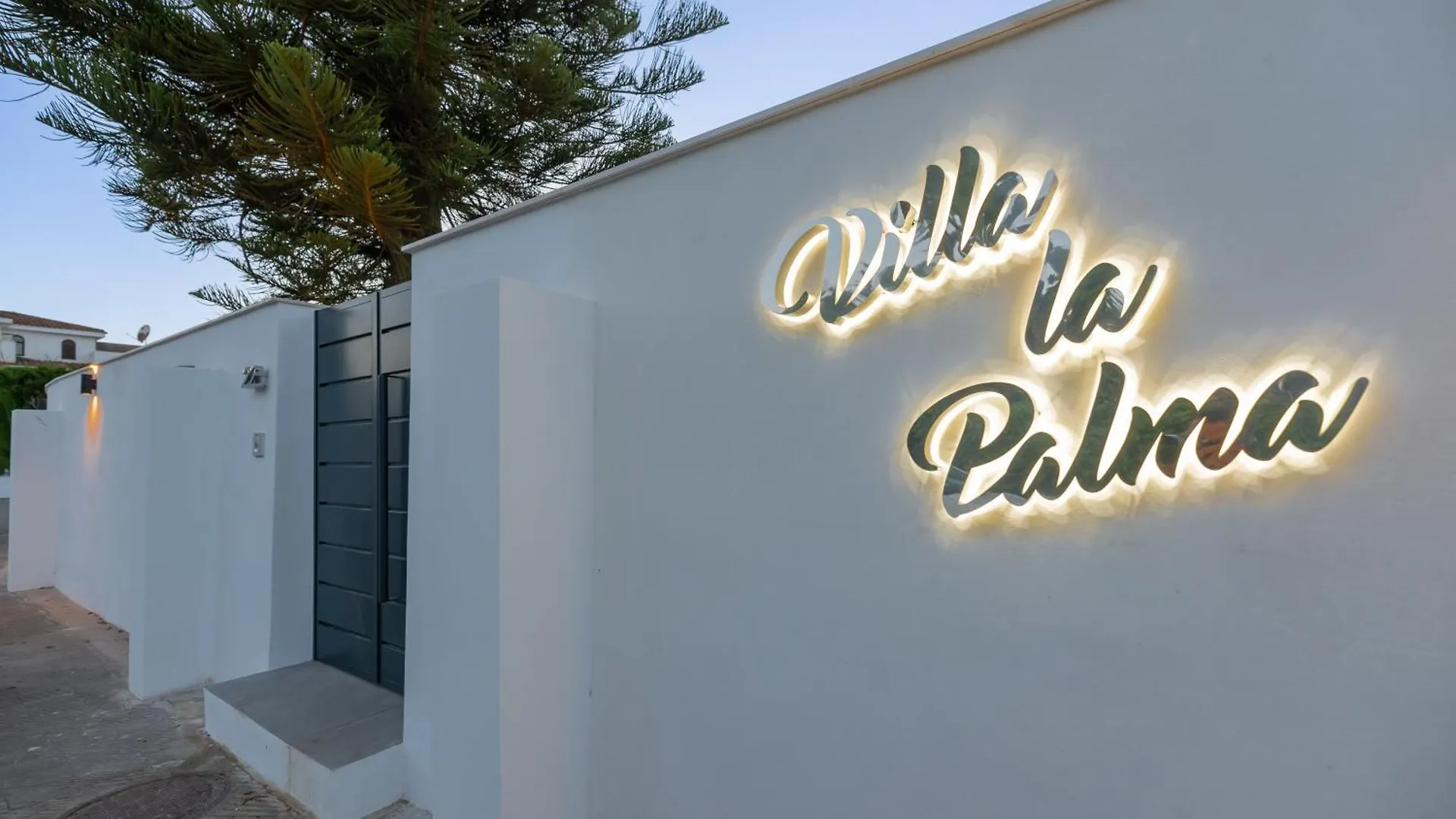 Feriehus Hanami Villa La Palma Estepona